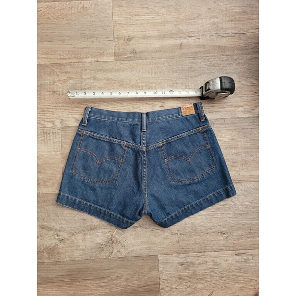Vintage Women's Levis Denim Shorts Red Tab Dark Blue Size 5x3 - Picture 3 of 8